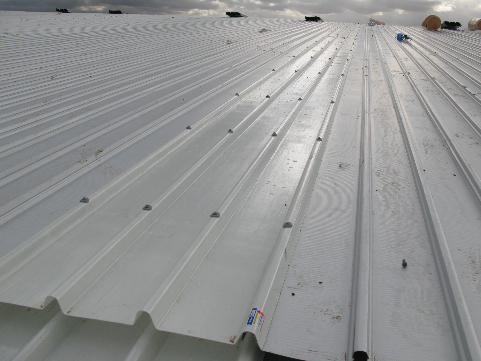 SR76 Smoke Reduced industrial fibreglass sheeting